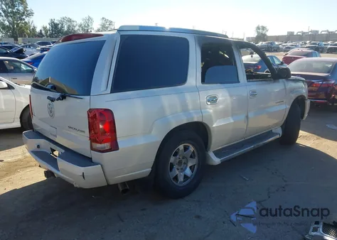 2006 Cadillac Escalade Standard z USA, uszkodzony, nr VIN 1GYEK63NX6R150173